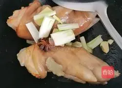 Illustration of how to make soy pig trotters 5