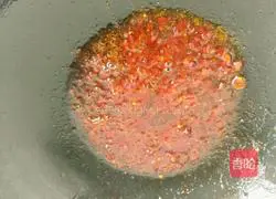 Illustration of authentic Northeastern spicy shredded pork 7