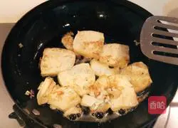 How to make Japanese-style seafood hotpot Illustration 11