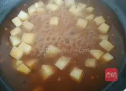 Illustration of how to make diced potatoes in tomato sauce 6