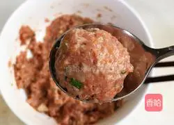 Illustration of how to make fried meatballs 11