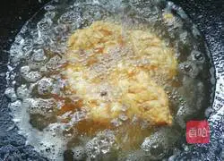 Illustration of how to make crispy fried chicken wings 11