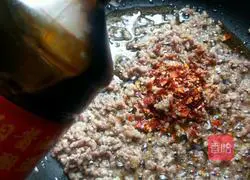 Illustration of Sichuan Dandan Noodles 6