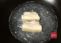  Illustration of how to make twice-cooked pork with black bean and tea tree mushrooms 4