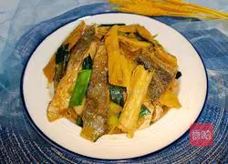 Illustration of how to cook pomfret with bean curd 13