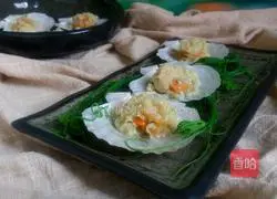 Illustration of how to make garlic scallops 8