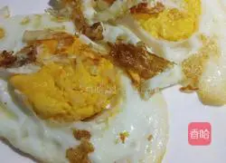 Illustration of how to cook poached eggs with yellow yatou 6