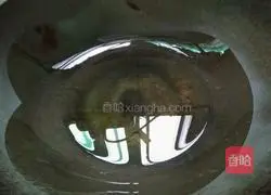 Illustration of how to make asparagus and fried meat slices 4