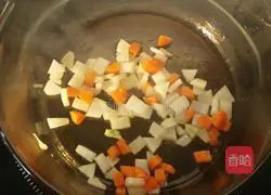 Simple version of borscht soup Illustration of how to do it 3