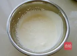 Illustration of how to make six-inch strawberry mousse 8