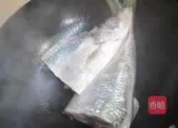 Illustration of how to cook white silver carp at home 3