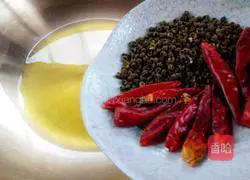 Illustration of how to cook tomato boiled fish 13