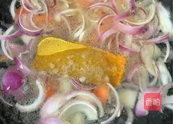 Illustration of how to make curry fish eggs 7