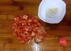  Illustration of making homemade tomato sauce 2