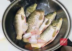 Illustration of home-style fish stew 2