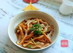 Illustration of braised pig ears 7