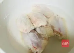 Illustration of how to make grilled chicken wings 1
