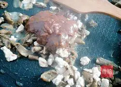 Illustration of Northeastern Mushroom Sauce 11