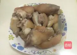 Illustration of Braised Pork Trotters 3