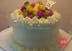 Colorful Fruit Cream Cake Recipe Illustration 6