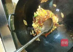 Illustration of how to make fragrant beer duck 4