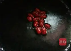Illustration of making red date and pumpkin glutinous rice balls 2