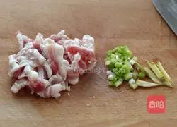 Illustration of how to make braised vermicelli with cabbage and tofu 1