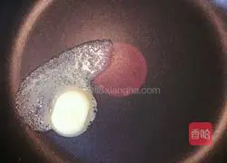 Illustration of how to make pan-fried beef ribs 3