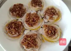 Illustration of how to make garlic vermicelli scallops 4