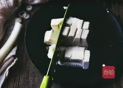 Illustration of the ten-minute oil-free and healthy version of Mapo Tofu 3