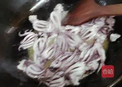 Illustration of how to make cumin squid head 7