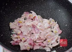 Illustration of how to make fried pork slices with cucumber and eggs 9