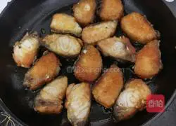 Illustration of how to make spicy herring pieces 5