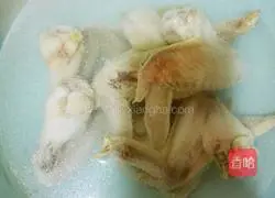 Illustration of how to make pepper and sesame chicken wings 14