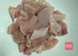 Illustration of how to make chicken popcorn 2