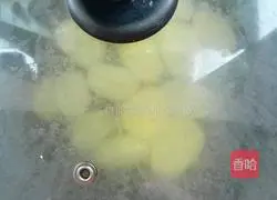 Illustration of twice-cooked pork and potato slices 4