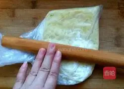 Illustration of making mashed potato cake 6