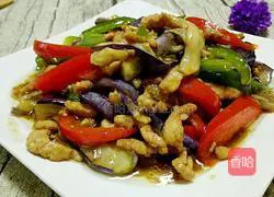 Illustration of how to stir-fry shredded pork and shredded eggplant 5