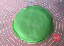 Emerald Spring Cake Recipe Illustration 7