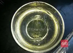 Illustration of how to make orchid cheese mousse jelly 2