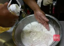 Illustration of Northeastern Old-fashioned Pot Bun Pork 3