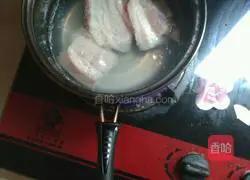 Illustration of Sichuan style twice-cooked pork 1