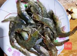 Illustration of braised prawns that adults and children love to eat 2