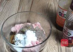 Illustration of Swallows Returning to their Nest 4