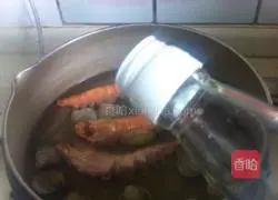 Illustration of how to make seafood pasta 14