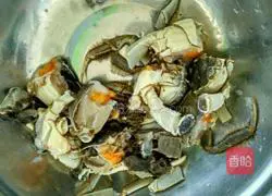 River Crab Pumpkin Soup Recipe Illustration 4