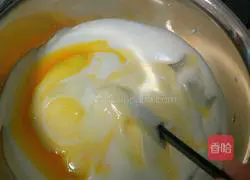 Illustration of how to make steamed chocolate cake 7