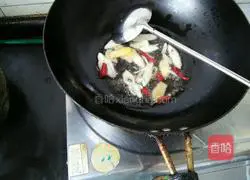 Illustration of the vegetarian version of Di San Xian 2