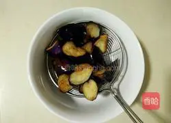 Illustration of how to make Di Sanxian 8