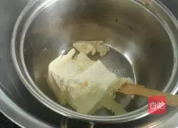 Illustration of how to make matcha jelly mousse 3